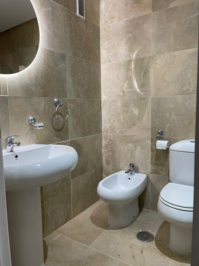 Penthouse Marina La Duquesa Apartment มานิลบา ภายนอก รูปภาพ