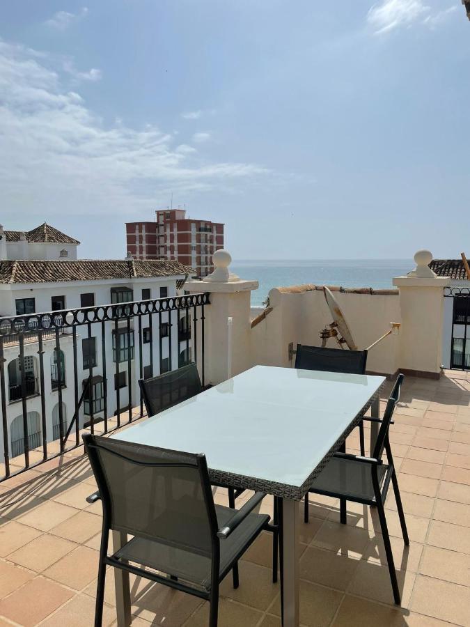 Penthouse Marina La Duquesa Apartment มานิลบา ภายนอก รูปภาพ