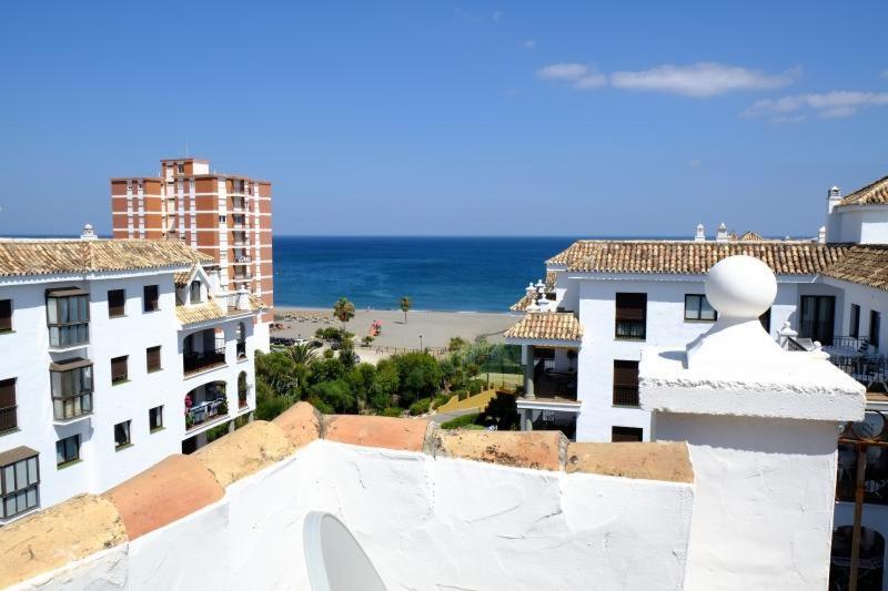 Penthouse Marina La Duquesa Apartment มานิลบา ภายนอก รูปภาพ