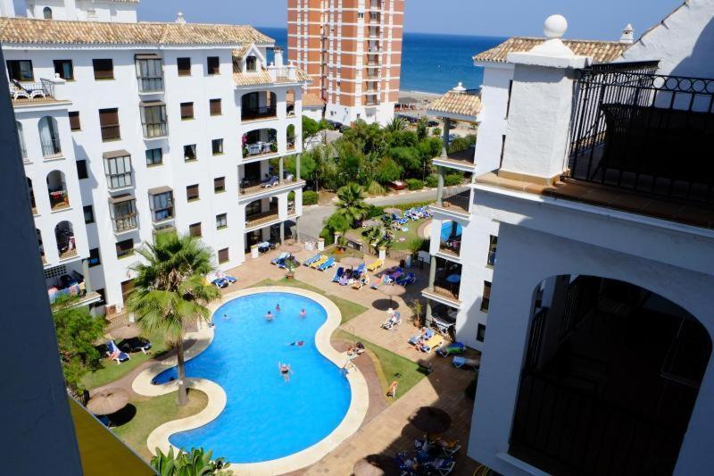 Penthouse Marina La Duquesa Apartment มานิลบา ภายนอก รูปภาพ