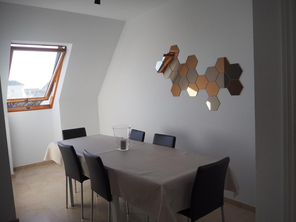 Penthouse Marina La Duquesa Apartment มานิลบา ภายนอก รูปภาพ
